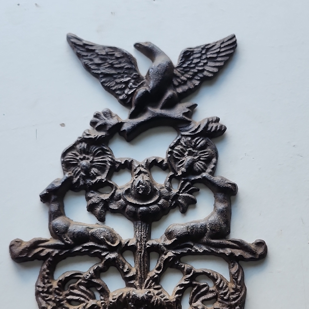 Rustic Brown Wall Hook with Bird Motif - Picture 2 of 3